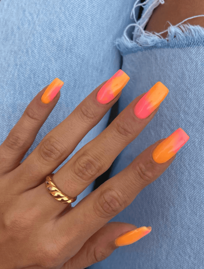 blended aura nails
